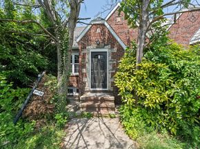 21739 114th Road, Cambria Heights NY 11411