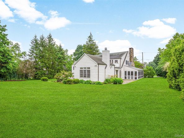 26 Bradford Road, Scarsdale NY 10583