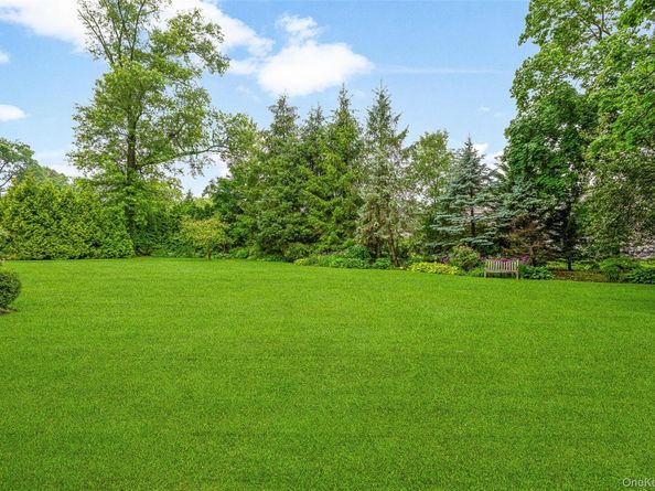 26 Bradford Road, Scarsdale NY 10583