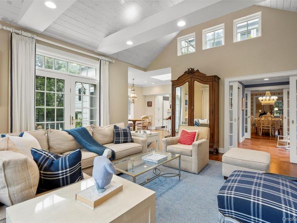 26 Bradford Road, Scarsdale NY 10583