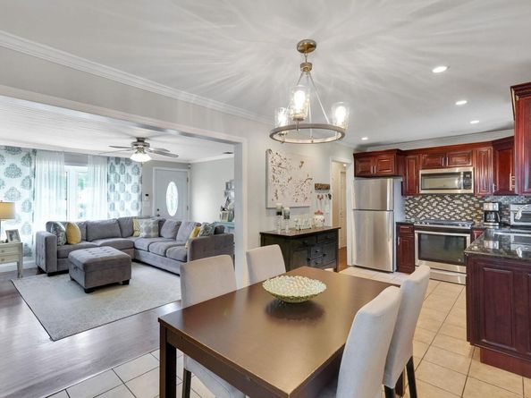 53 1st Street, Brentwood NY 11717