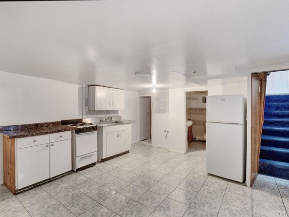90-31 185TH Street, Hollis NY 11423