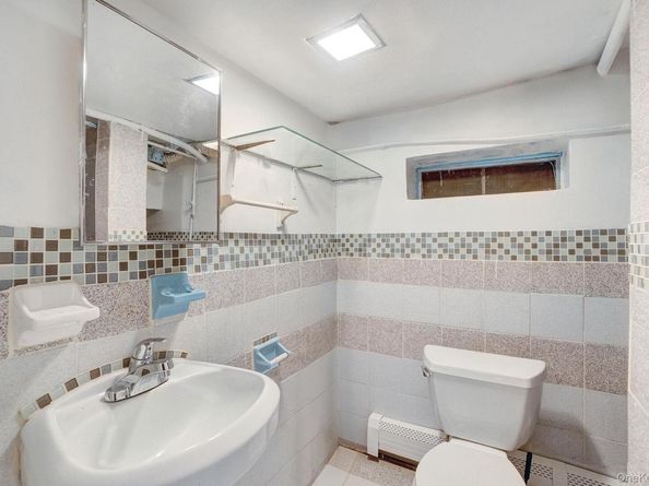 90-31 185TH Street, Hollis NY 11423