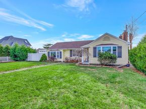 8 Bay Street, East Moriches NY 11940