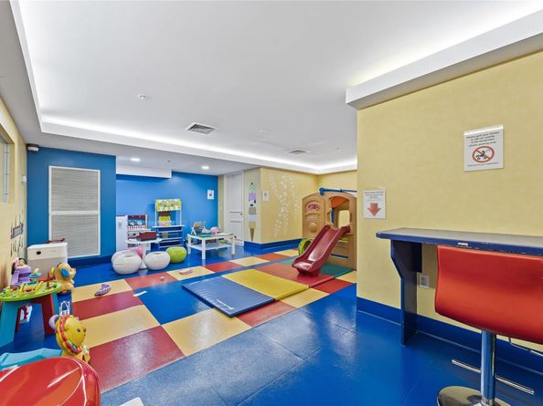 64-05 Yellowstone Boulevard 316S, Forest Hills NY 11375