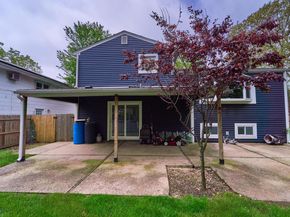 2 Hawthorne Street, Farmingdale NY 11735