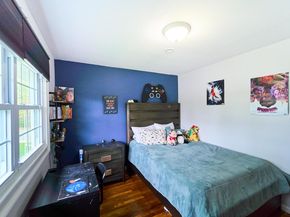 2 Hawthorne Street, Farmingdale NY 11735