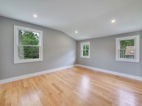1 Lynnwood Court, Hampton Bays NY 11946