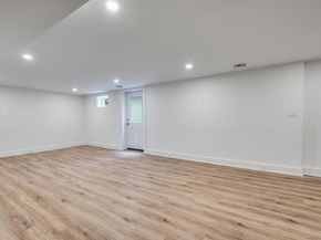 1 Lynnwood Court, Hampton Bays NY 11946