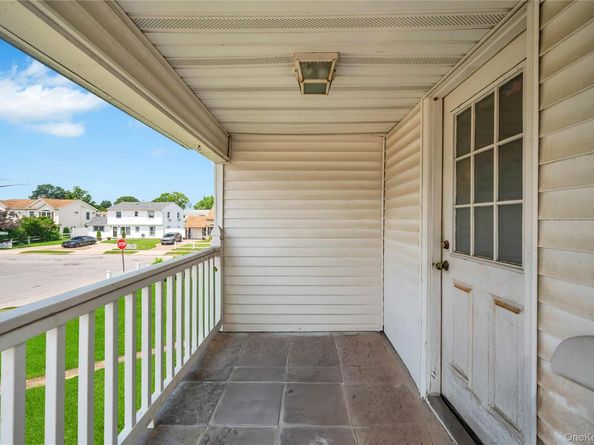 190 Meridian Road, Levittown NY 11756