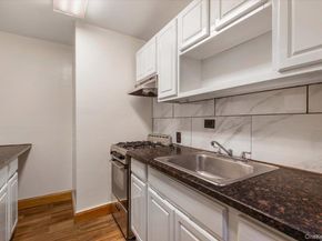 2385 Barker Avenue 1D, Bronx NY 10467