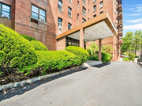 277 Bronx River Road 4L, Yonkers NY 10704