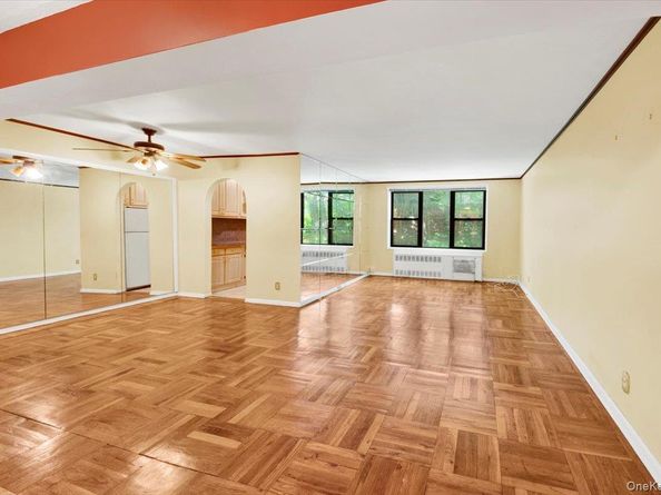 277 Bronx River Road 4L, Yonkers NY 10704