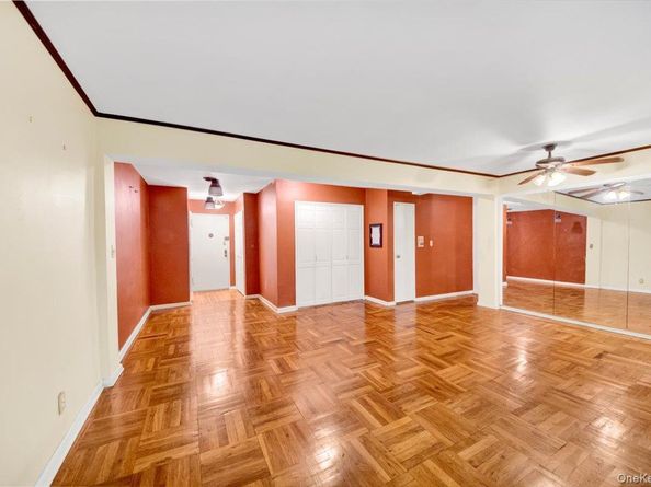 277 Bronx River Road 4L, Yonkers NY 10704