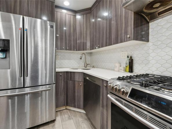 61-31 136th Street, Flushing NY 11367