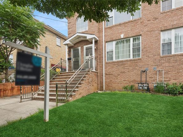 61-31 136th Street, Flushing NY 11367