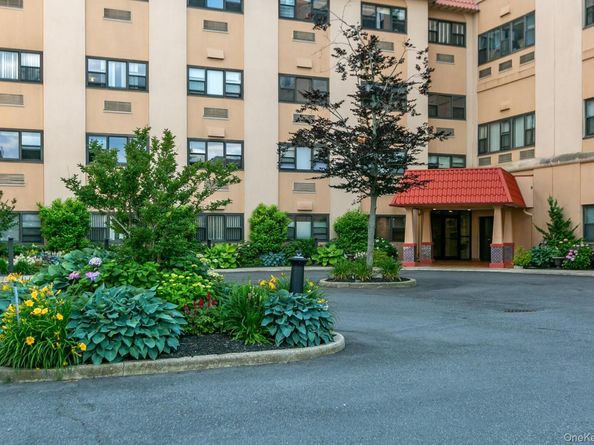 185 W Park Avenue 406, Long Beach NY 11561