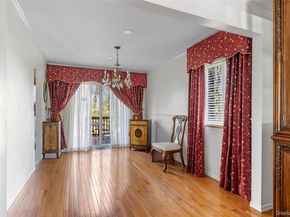 83 Town House Drive, Massapequa Park NY 11762