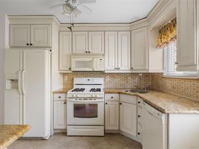 83 Town House Drive, Massapequa Park NY 11762