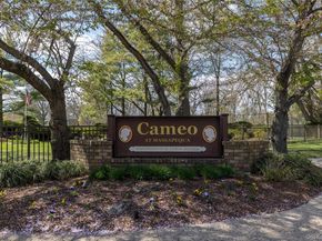 83 Town House Drive, Massapequa Park NY 11762