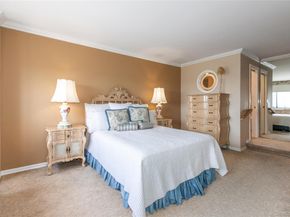 269-10 Grand Central Parkway 18 G, Floral Park NY 11005
