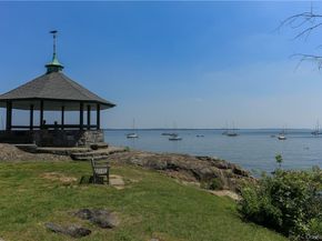 1 Washington Square 2H, Larchmont NY 10538