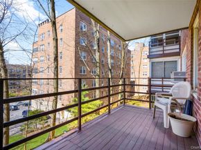 1 Washington Square 2H, Larchmont NY 10538
