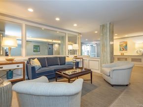 1 Washington Square 2H, Larchmont NY 10538