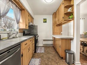 10 Dorothy Place, Lynbrook NY 11563