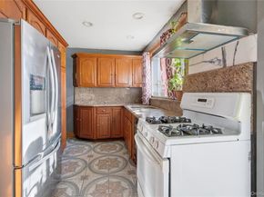 820 Southern Parkway, Uniondale NY 11553