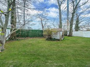 23 Lakewood Avenue, Ronkonkoma NY 11779