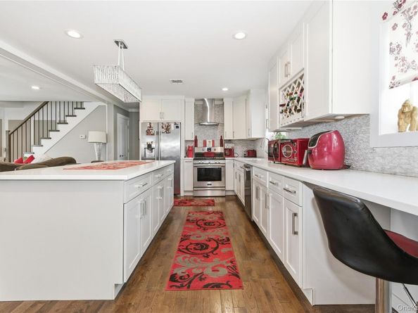 23 Haide Place, East Islip NY 11730