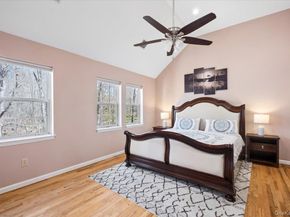 220 Sandpiper Court, Yorktown Heights NY 10598