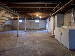 61 Dosoris Lane, Glen Cove NY 11542