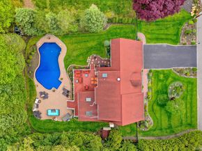 5 Merlin Lane, East Setauket NY 11733