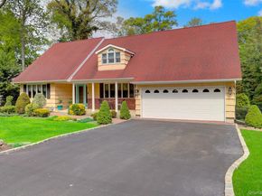 5 Merlin Lane, East Setauket NY 11733