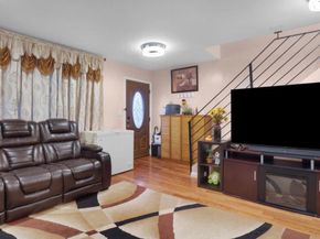 102-64 188th Street, Hollis NY 11423