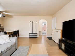 35-14 192nd Street C3, Flushing NY 11358
