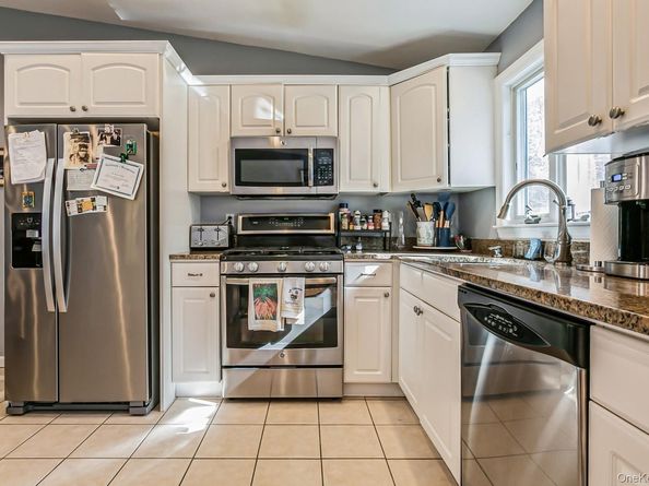 33 Brookside Place, Pleasantville NY 10570