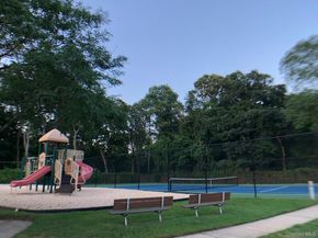 40 Town House Drive, Massapequa Park NY 11762
