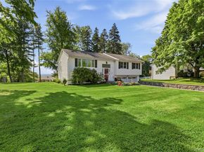 3499 Katrina Drive, Yorktown Heights NY 10598