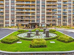 18-05 215th Street 8B, Bayside NY 11360