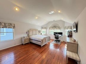 122 Walker Road, Mineola NY 11501