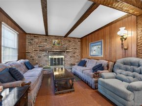 261 Wright Avenue, Carle Place NY 11514