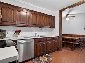 261 Wright Avenue, Carle Place NY 11514