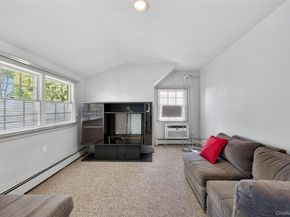 261 Wright Avenue, Carle Place NY 11514