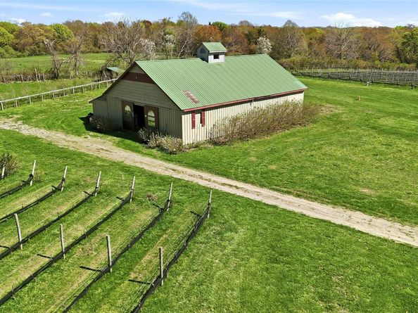 35950 Main Road, Cutchogue NY 11935