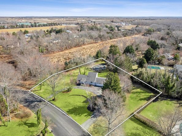 435 Old Saddle Lane, Cutchogue NY 11935