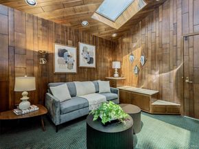 10 Jeannette Drive, Port Washington NY 11050