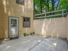 61 Continental Place, Glen Cove NY 11542